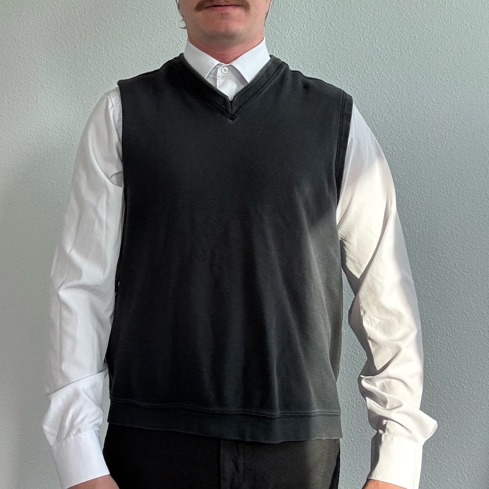 Ashworth Classic Black Sleeveless Sweater Vest